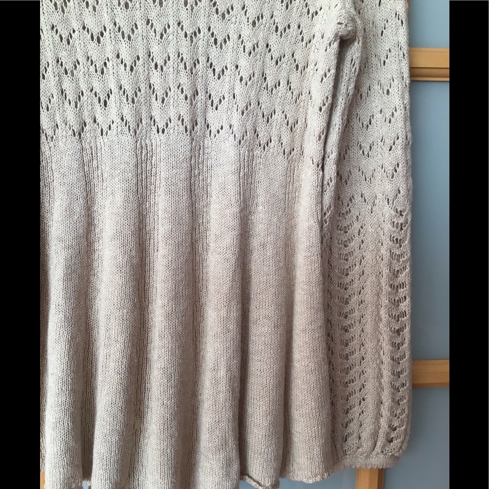Light Ribbed Sweater - Picture 4 of 4